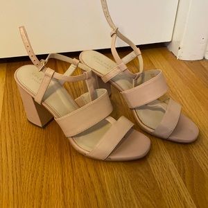 Light pink heels size 8.5, gently worn